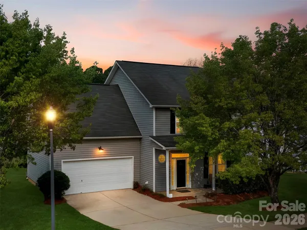 $382,000 | 624 Cliffs Inn Circle, Charlotte, NC 28214