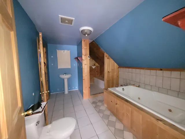 $90,000 | 45 Highway 5A, Burke, VT 05871