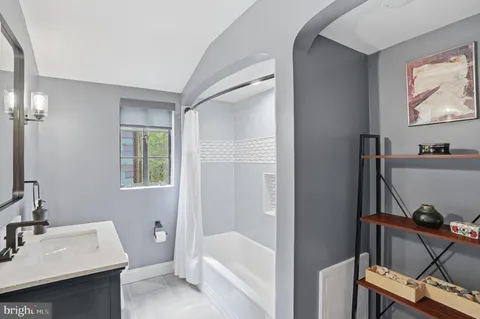 $2,850,000 | 7835 Hampden Lane, Bethesda, MD 20814