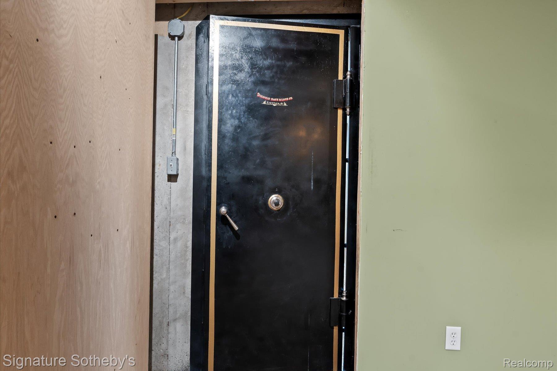 6831 Price Lake Road North Jackson, MI 49201 - Photo 47 of 71 47-Price Lake-37.jpg