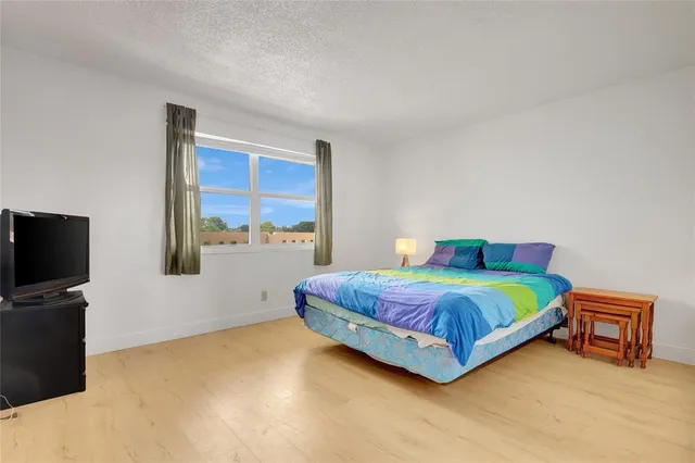 $227,500 | 301 Southeast 3rd Street, Unit 309, Dania Beach, FL 33004