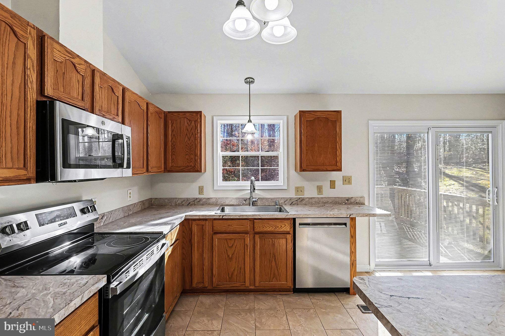 7200 Cloverhill Road Spotsylvania, VA 22551 - Photo 6 of 25