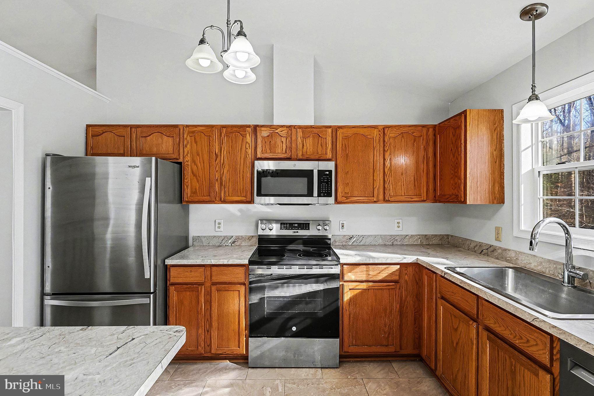 7200 Cloverhill Road Spotsylvania, VA 22551 - Photo 9 of 25