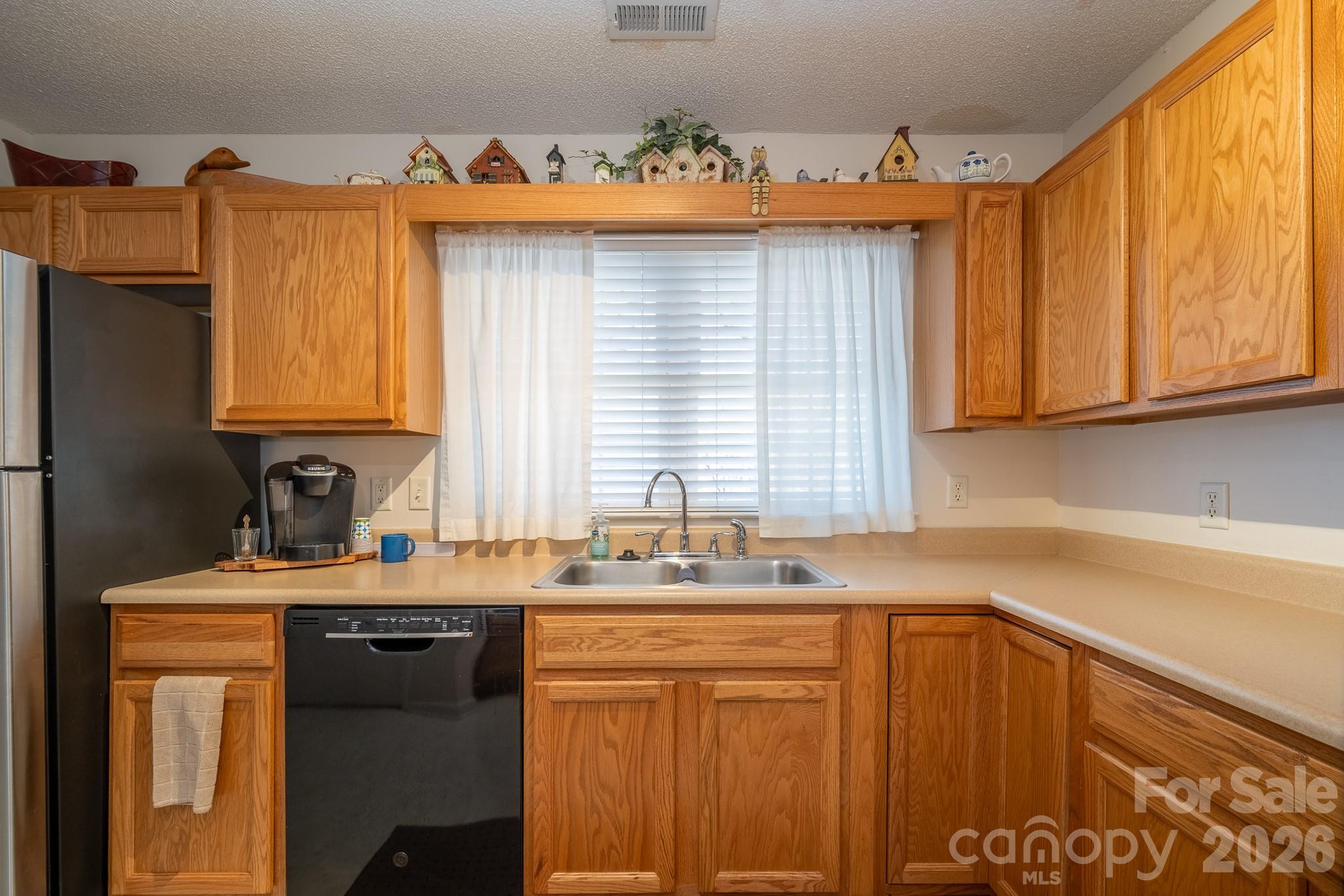 131 Ewarts Pond Road Hendersonville, NC 28739 - Photo 15 of 46