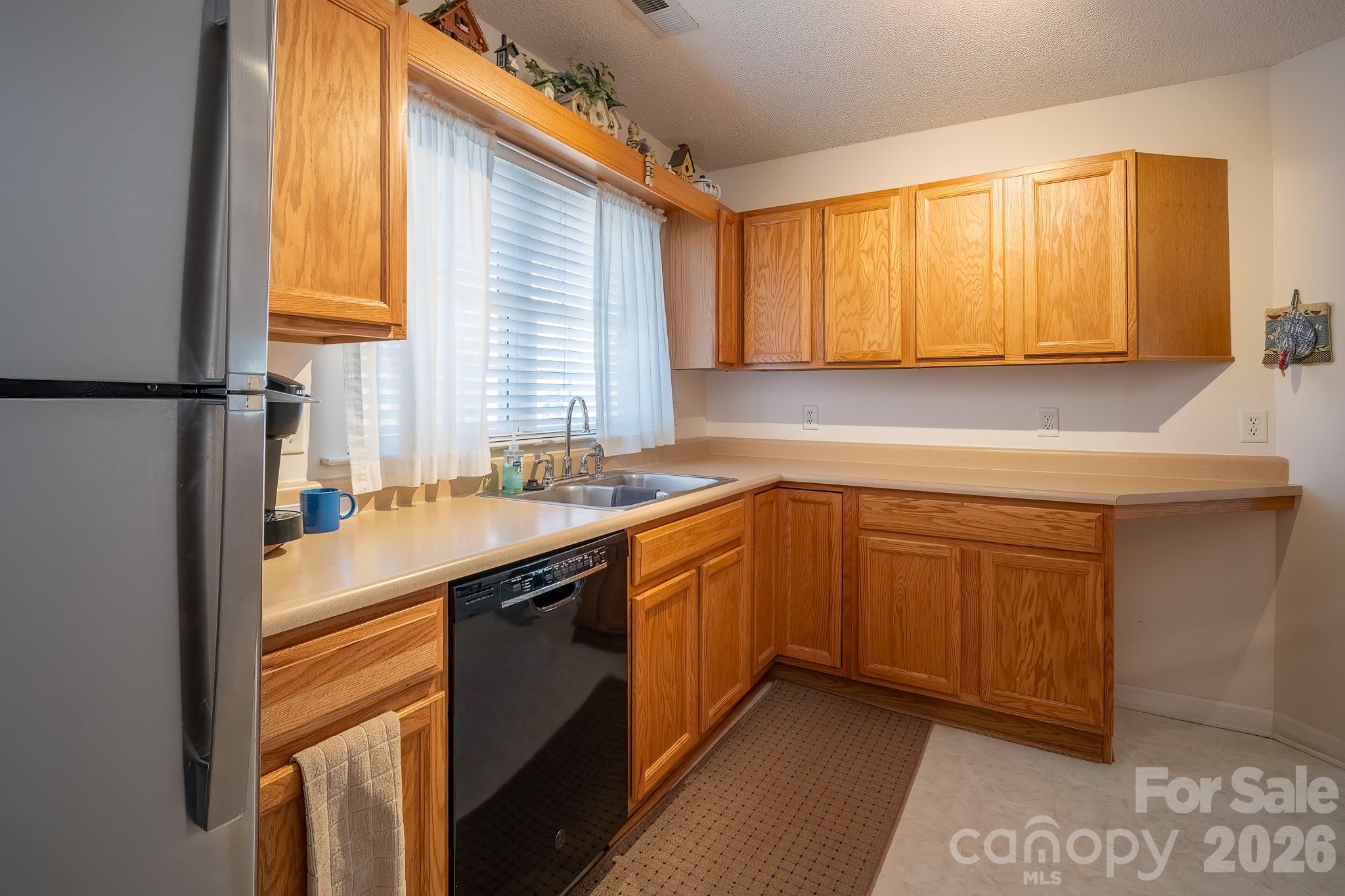 131 Ewarts Pond Road Hendersonville, NC 28739 - Photo 16 of 46