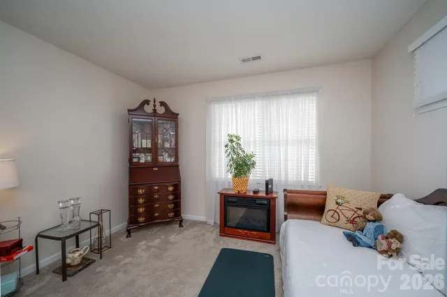 $300,000 | 131 Ewarts Pond Road, Hendersonville, NC 28739