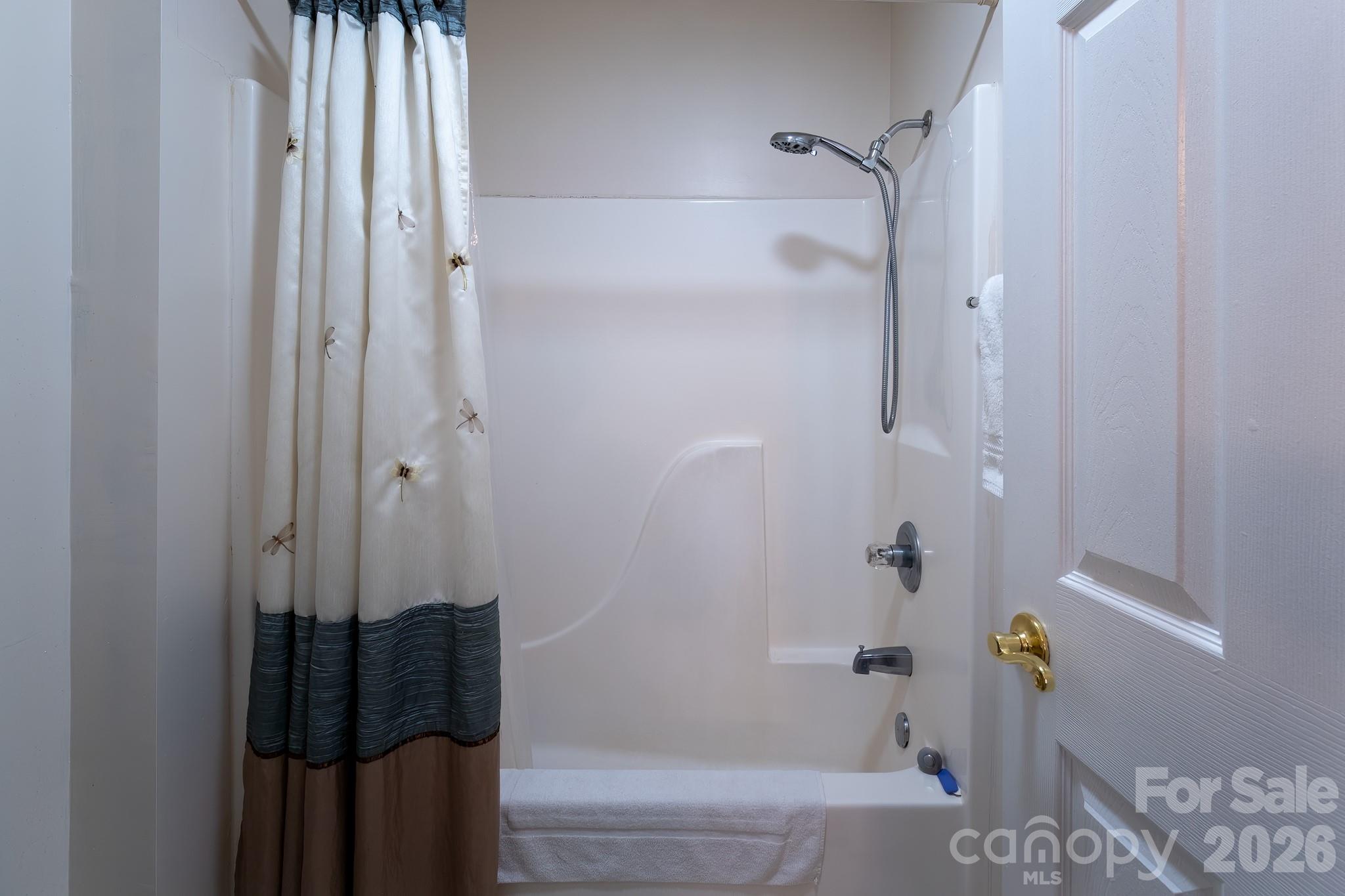 131 Ewarts Pond Road Hendersonville, NC 28739 - Photo 35 of 46