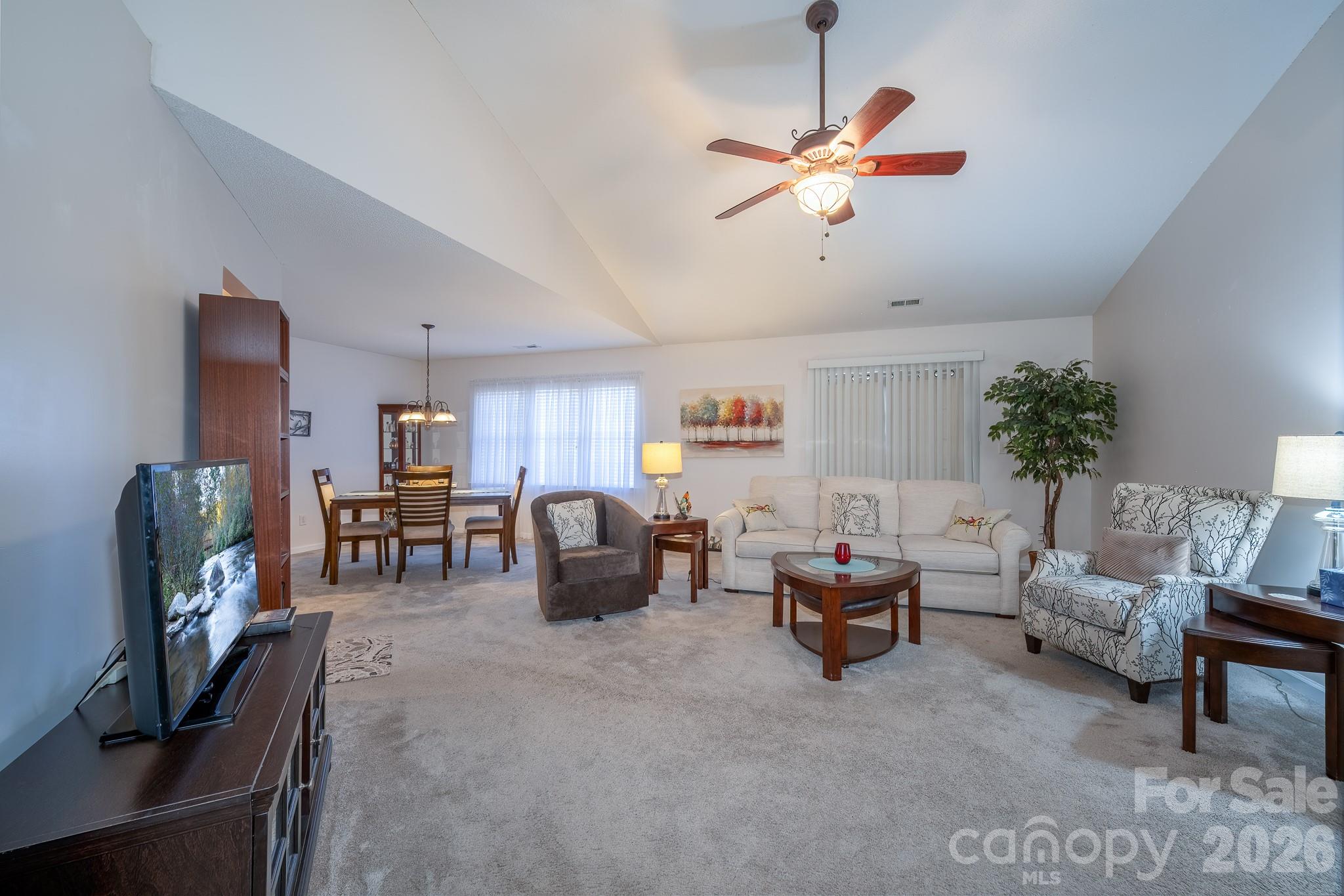 131 Ewarts Pond Road Hendersonville, NC 28739 - Photo 5 of 46