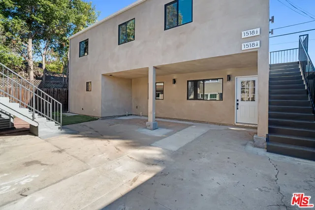 $3,700 | 1518 1/2 Stearns Drive, Los Angeles, CA 90035