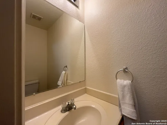 $1,495 | 3853 Maverick Creek, San Antonio, TX 78247