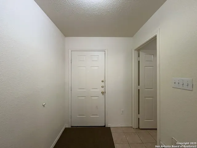 $1,495 | 3853 Maverick Creek, San Antonio, TX 78247