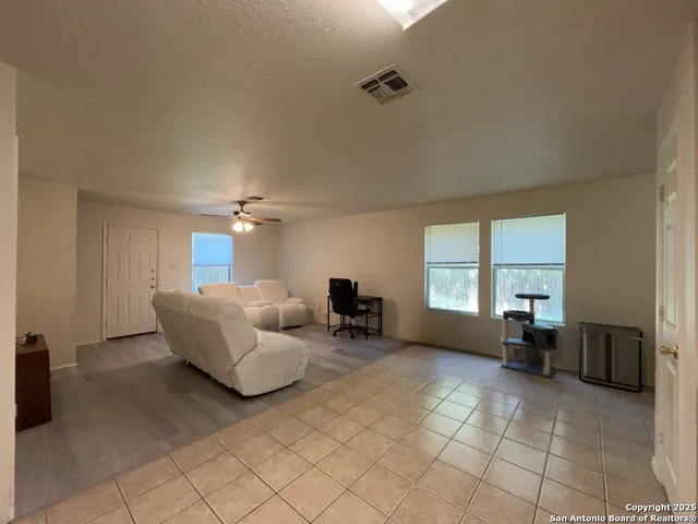 $1,495 | 3853 Maverick Creek, San Antonio, TX 78247