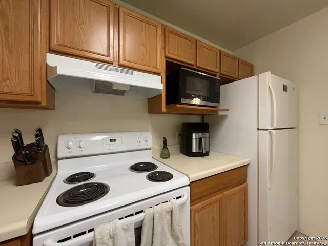 $1,495 | 3853 Maverick Creek, San Antonio, TX 78247