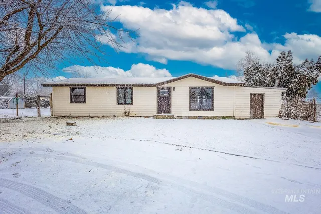 $350,000 | 2490 Pine Avenue, Payette, ID 83661