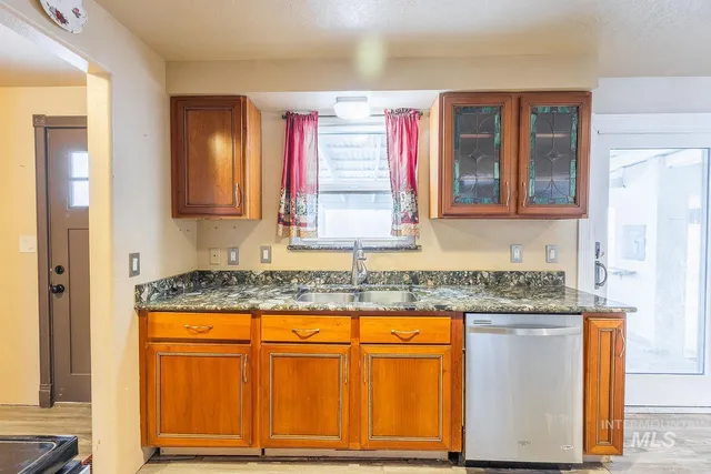 $350,000 | 2490 Pine Avenue, Payette, ID 83661