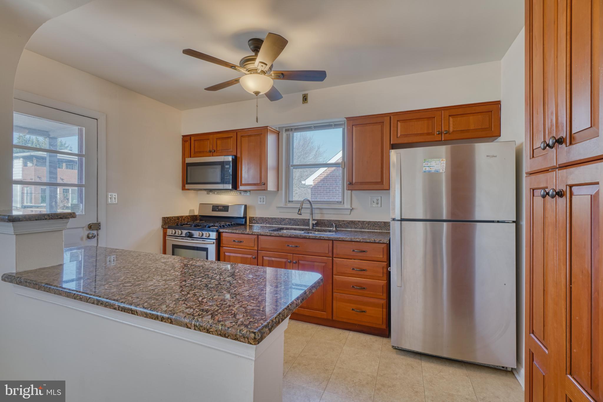 8506 Bassett Road Rosedale, MD 21237 - Photo 7 of 24