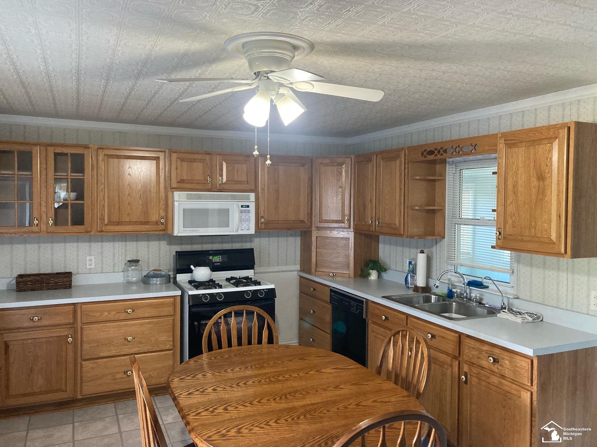 1635 West Erie Road Temperance, MI 48182 - Photo 4 of 5 Gallery Image 4