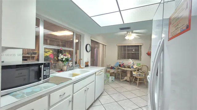 $359,500 | 5715 Northwest 84th Terrace, Tamarac, FL 33321