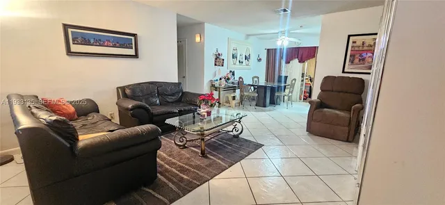 $359,500 | 5715 Northwest 84th Terrace, Tamarac, FL 33321