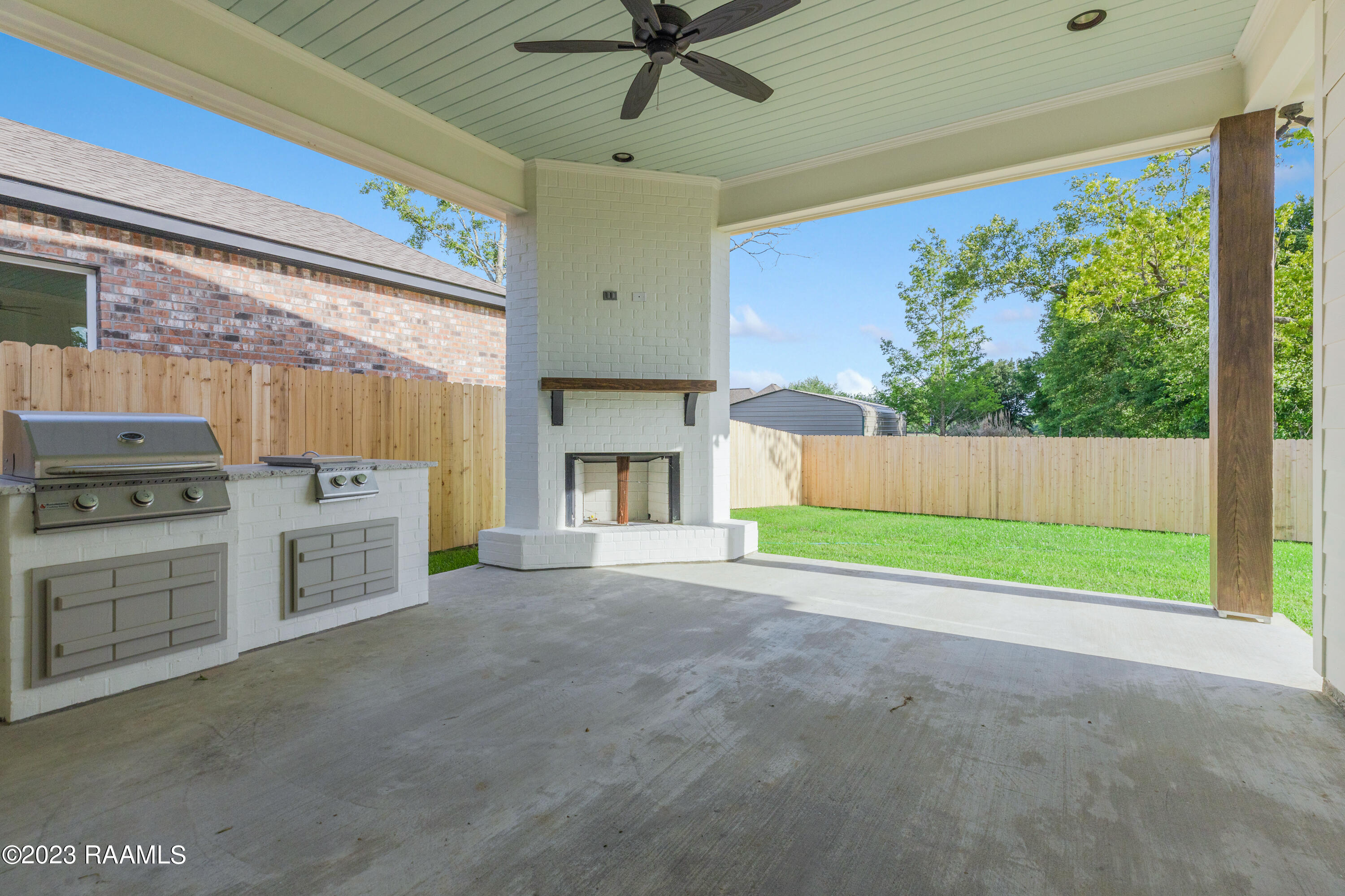 125 Sweet Ridge Way Youngsville, LA 70592 - Photo 25 of 28 fusion outdoor fireplace
