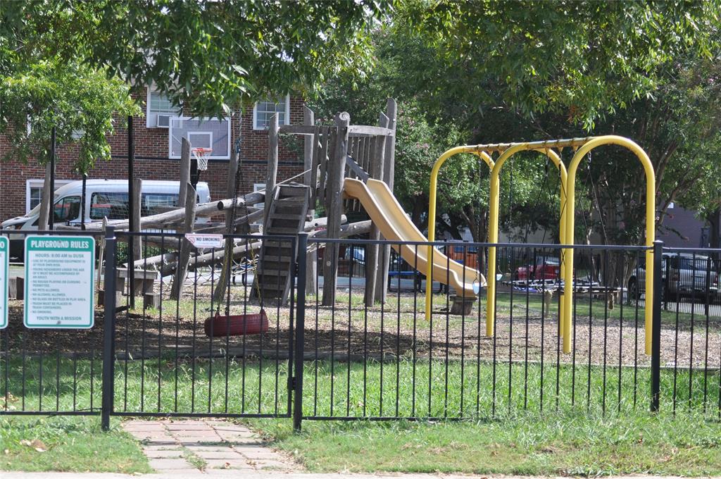 5401 Reiger Avenue Dallas, TX 75214 - Photo 12 of 15 a view of a house with a backyard