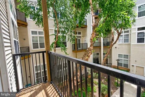 $250,000 | 1201 East-West Highway, Unit 241, Silver Spring, MD 20910