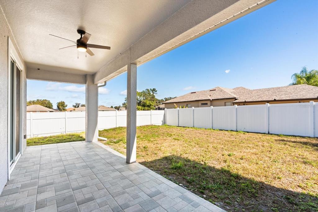 840 Oaks Shores Road Leesburg, FL 34748 - Photo 20 of 25 a view of a indoor basketball court