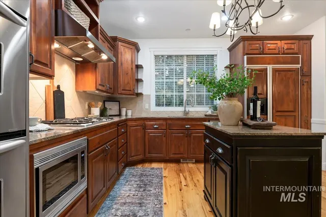 $1,249,900 | 1675 South Lake Crest Way, Eagle, ID 83616