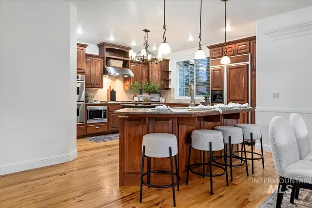 $1,249,900 | 1675 South Lake Crest Way, Eagle, ID 83616