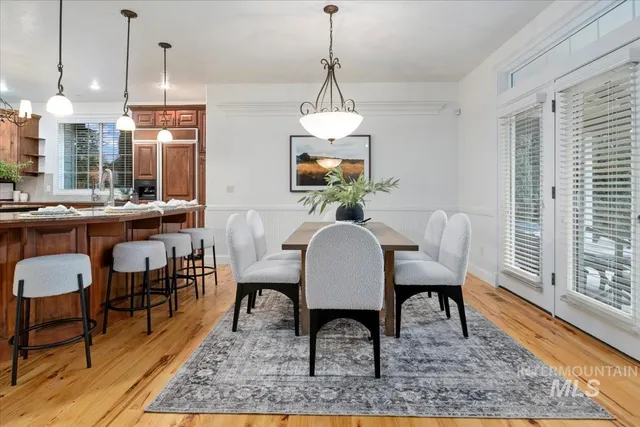 $1,249,900 | 1675 South Lake Crest Way, Eagle, ID 83616