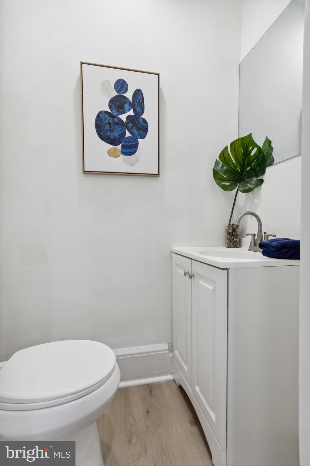 6202 Callowhill Street Philadelphia, PA 19139 - Photo 9 of 21 1st Floor Half Bath