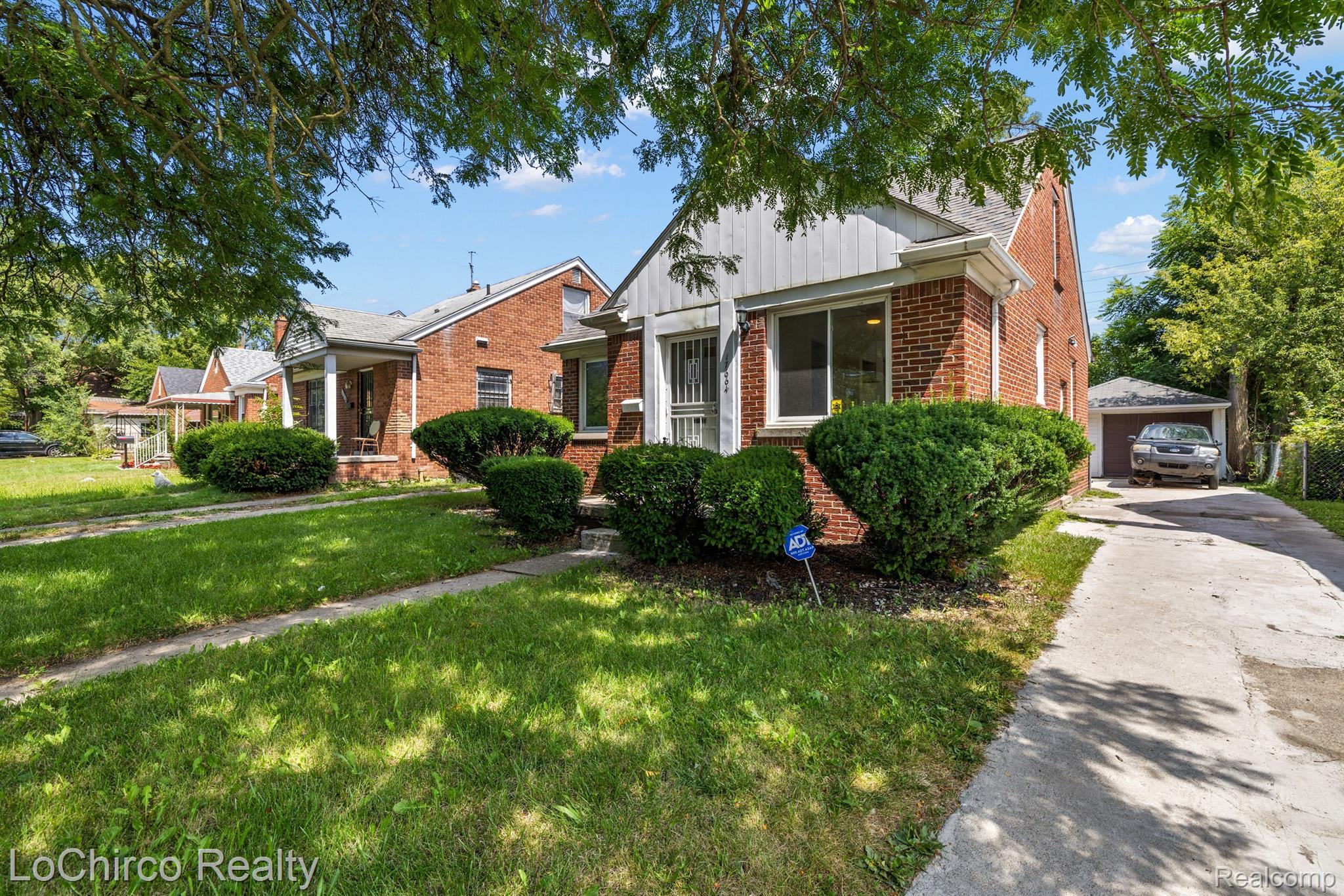 17664 Evergreen Road Detroit, MI 48219 - Photo 4 of 43 Gallery Image 4
