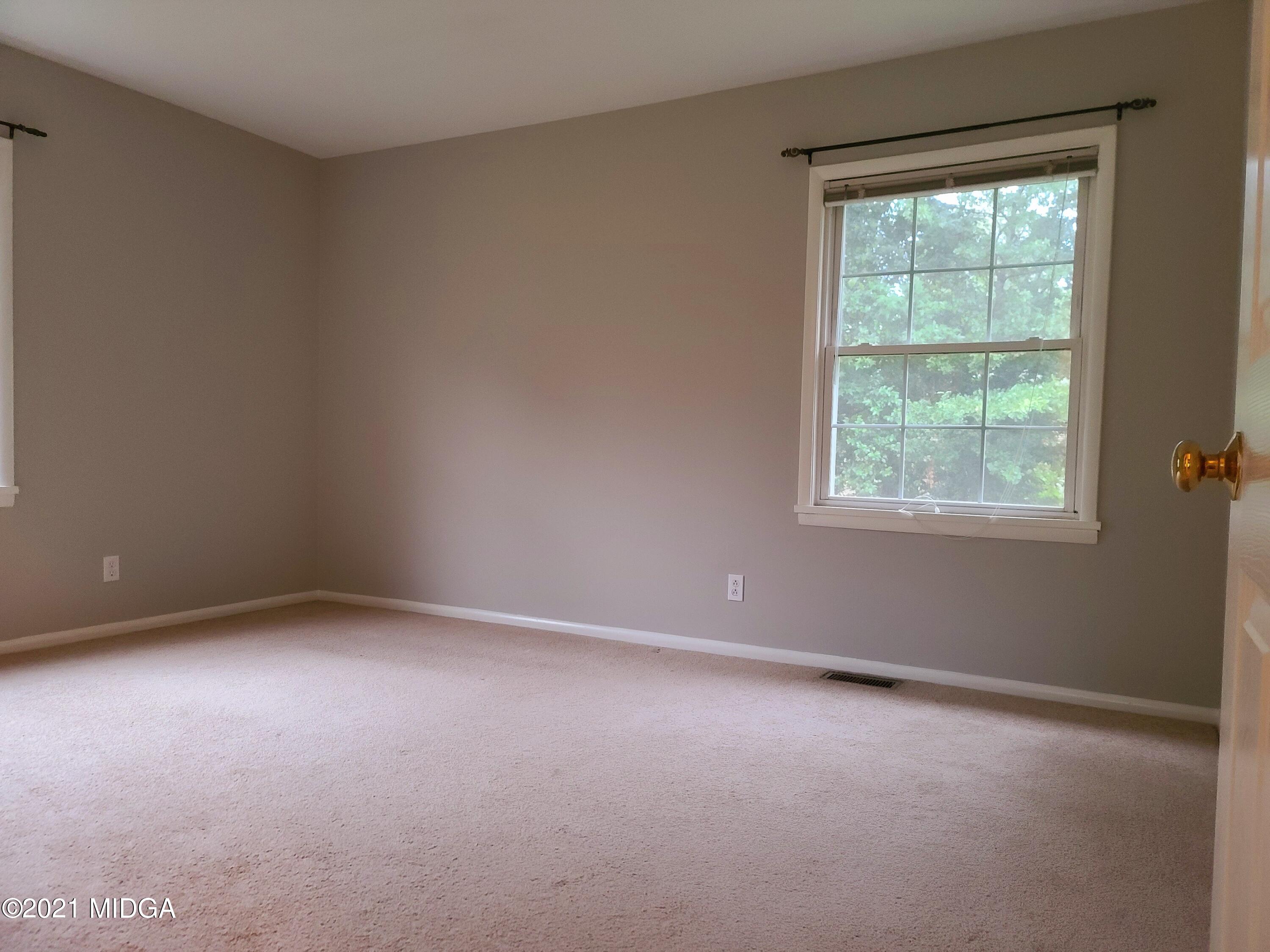 1355 Lake Valley Road Macon, GA 31210 - Photo 16 of 25 20210908_192324
