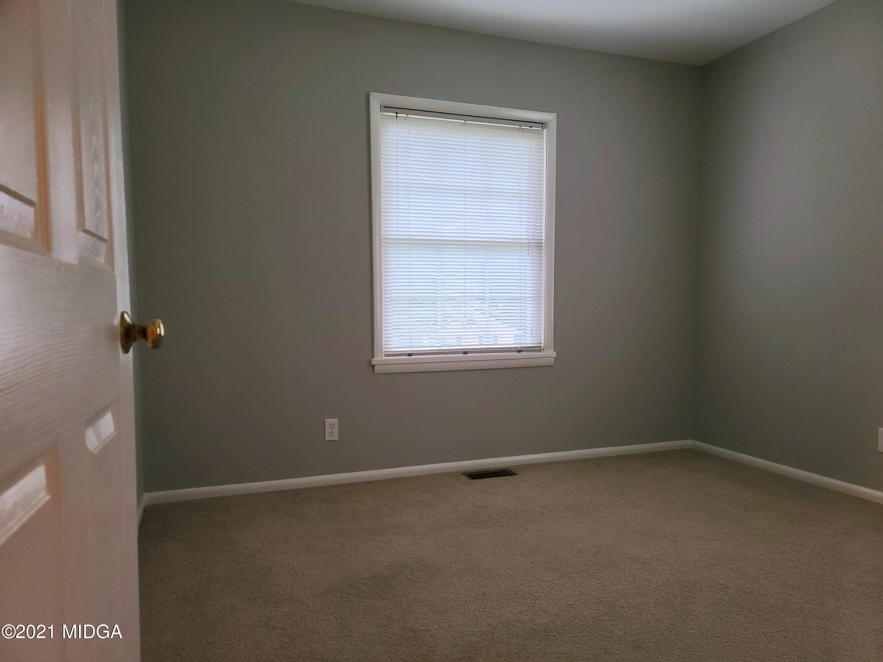 1355 Lake Valley Road Macon, GA 31210 - Photo 18 of 25 20210908_192254