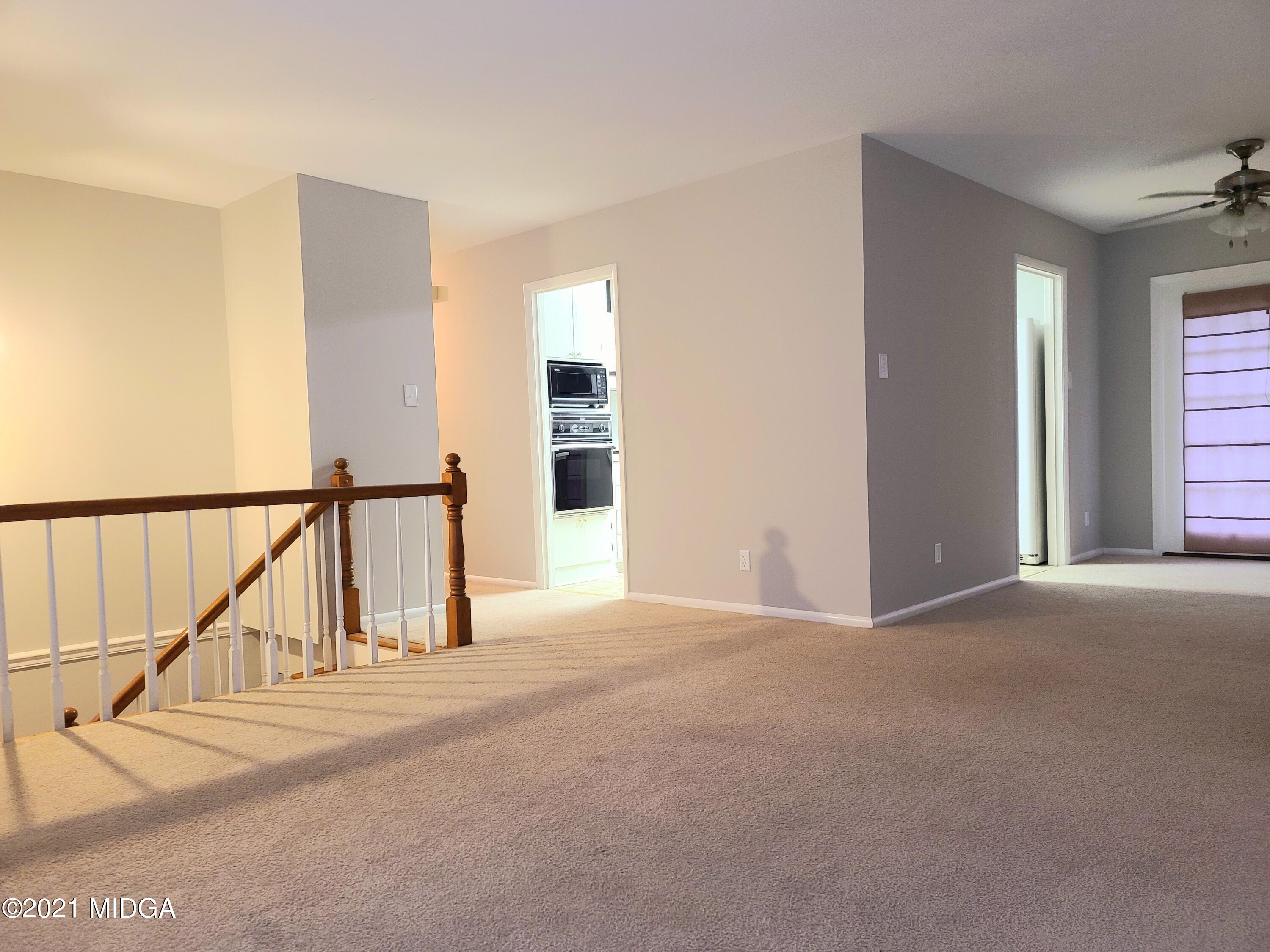1355 Lake Valley Road Macon, GA 31210 - Photo 3 of 25 20210908_192354