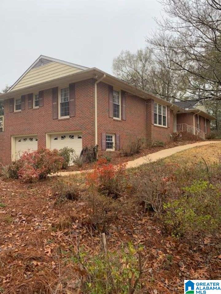 2510 Overhill Road Sylacauga, AL 35150 - Photo 3 of 30