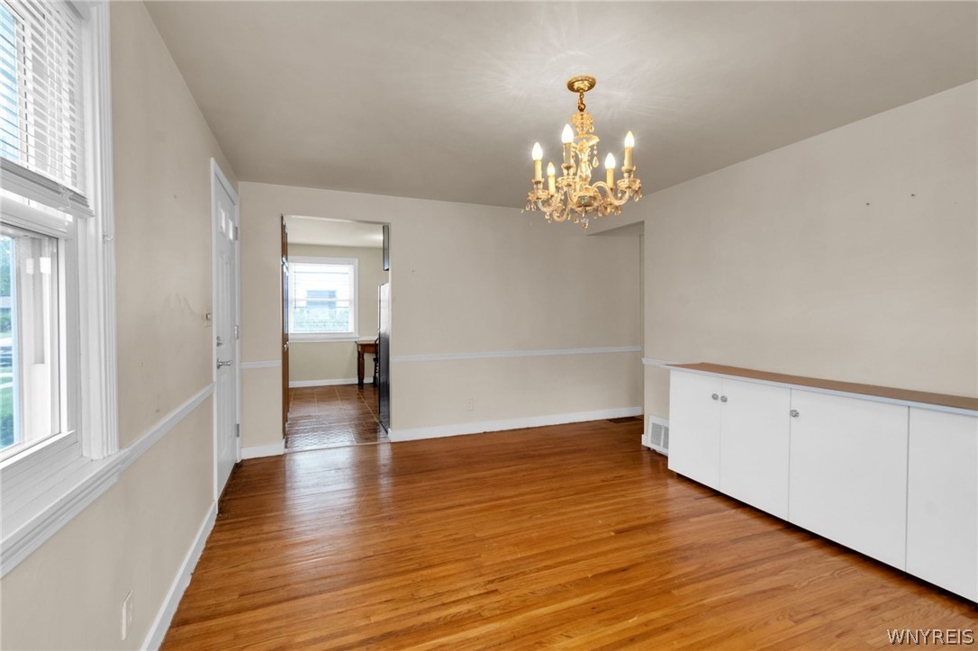 55 Fries Road Tonawanda, NY 14150 - Photo 11 of 38