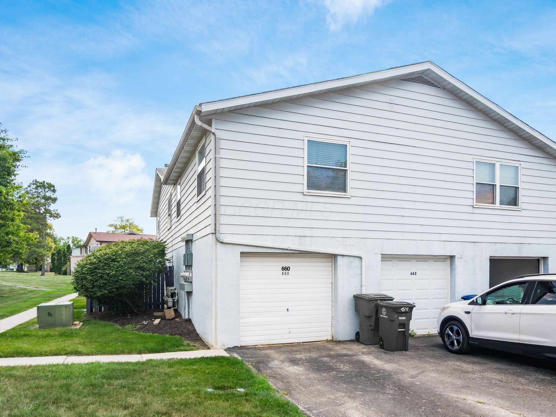 660 Cherry Hollow Road, Unit E Columbus, OH 43228 - Photo 36 of 36 038_ Rd Columbus OH 43228 USA