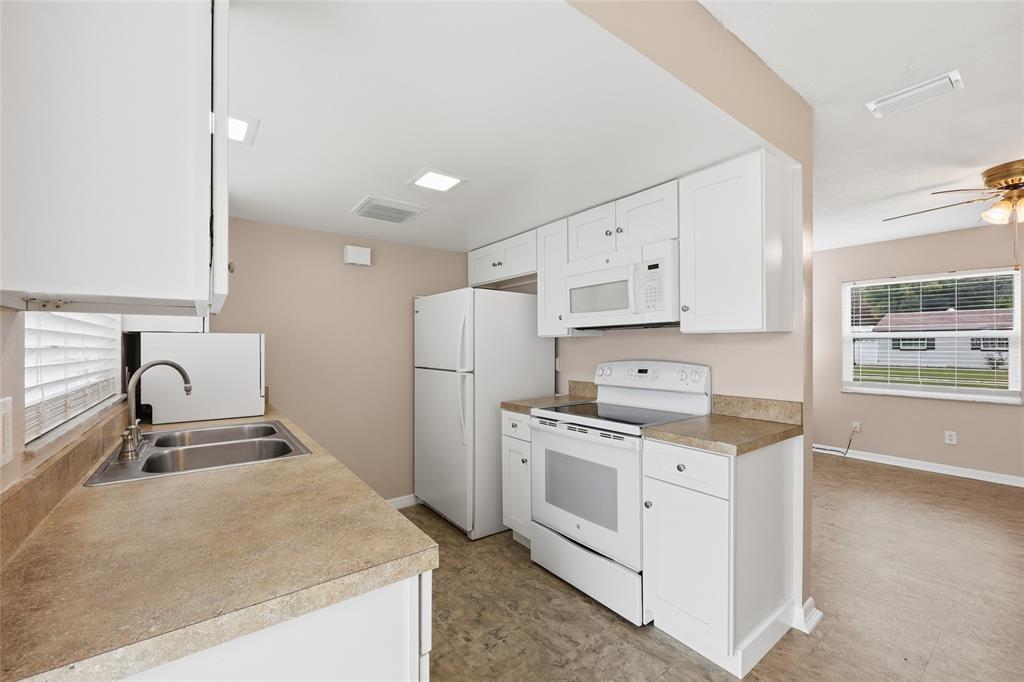 4048 Castlegate Drive Orlando, FL 32839 - Photo 11 of 31