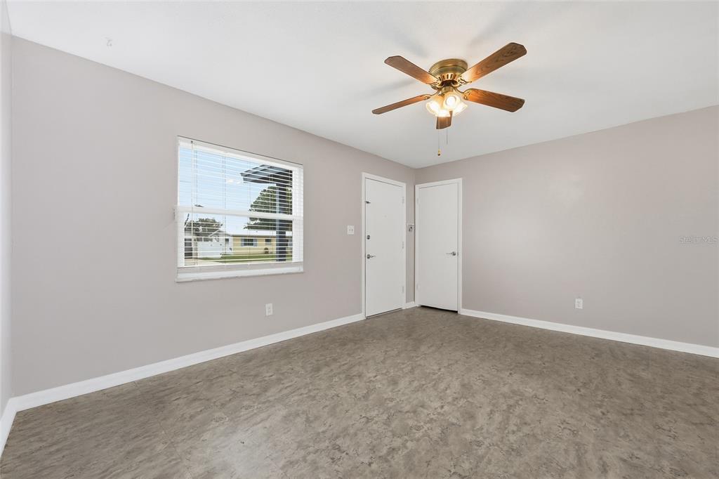 4048 Castlegate Drive Orlando, FL 32839 - Photo 6 of 31