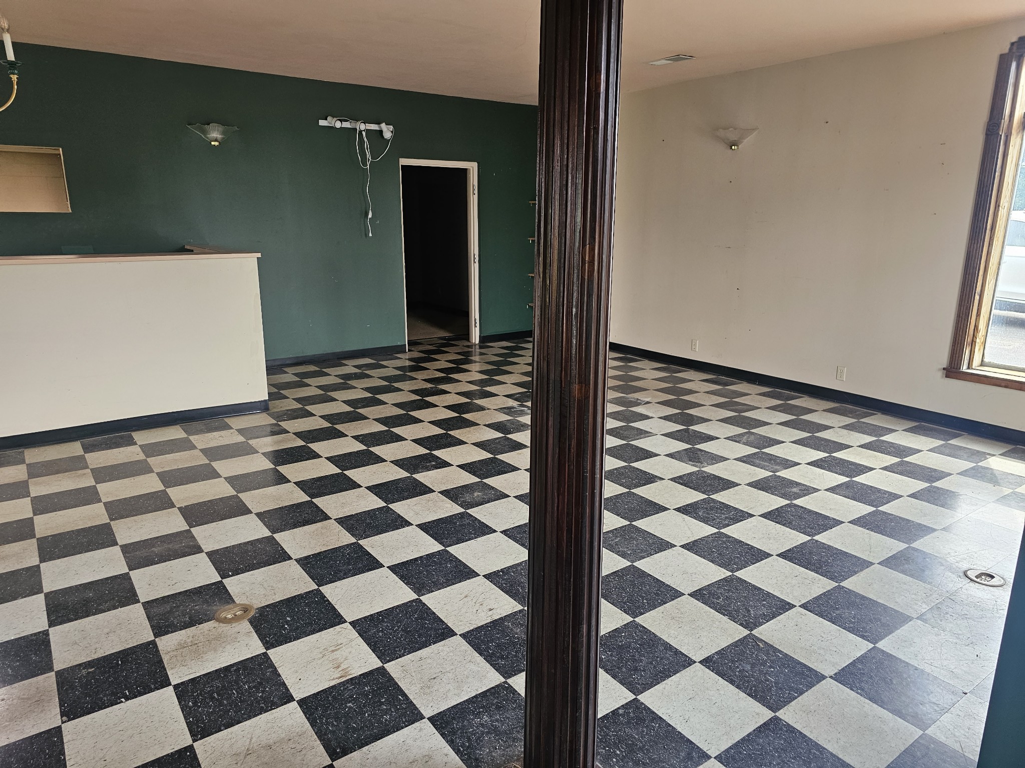 2104 Ruth Street Springfield, TN 37172 - Photo 16 of 61 a black and white checkered floor