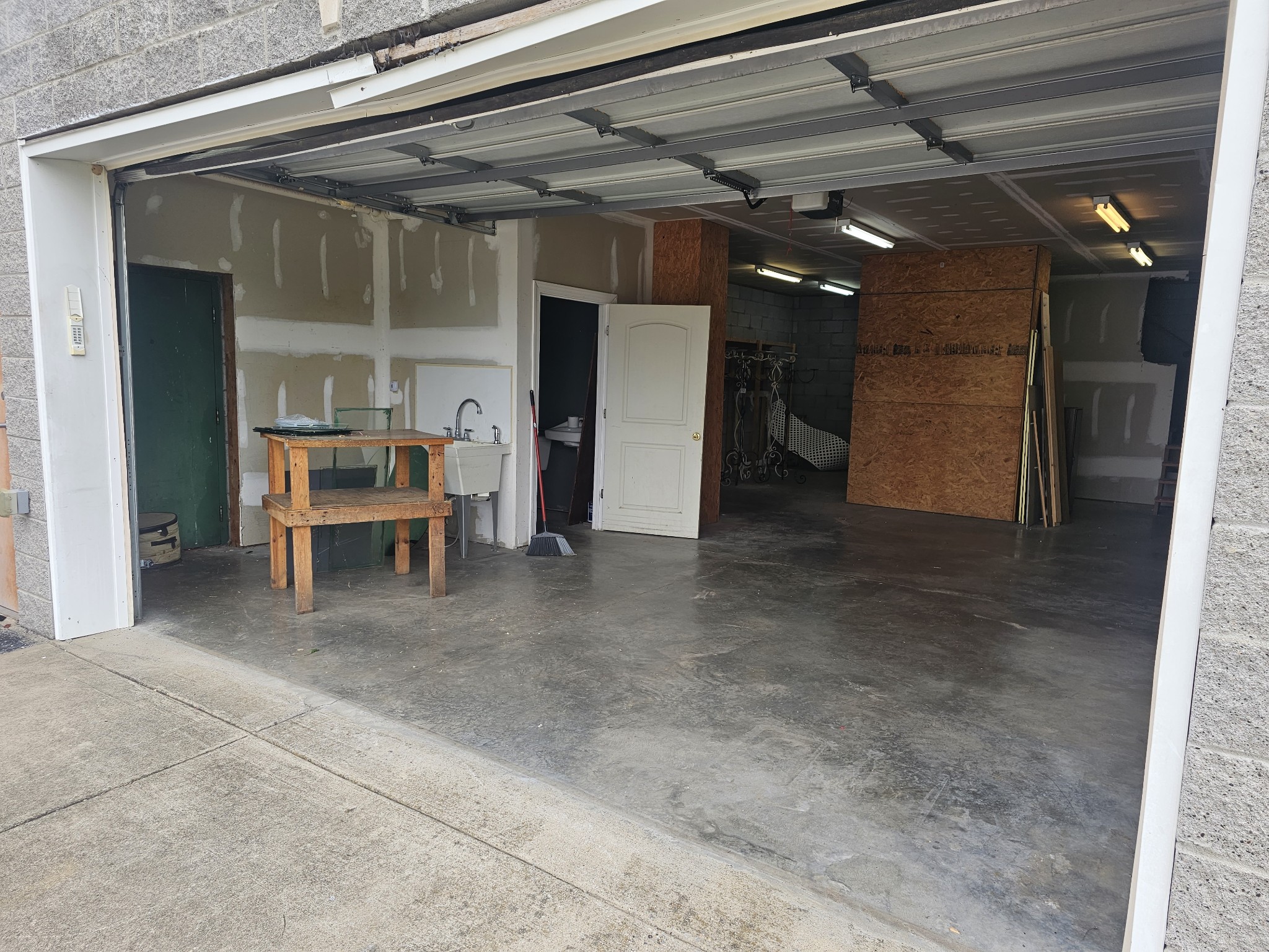2104 Ruth Street Springfield, TN 37172 - Photo 38 of 61 a view of a hallway