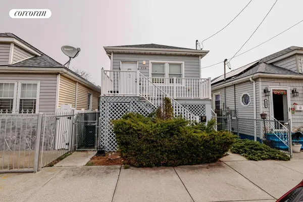 $575,000 | 458 B 46 Street | Edgemere
