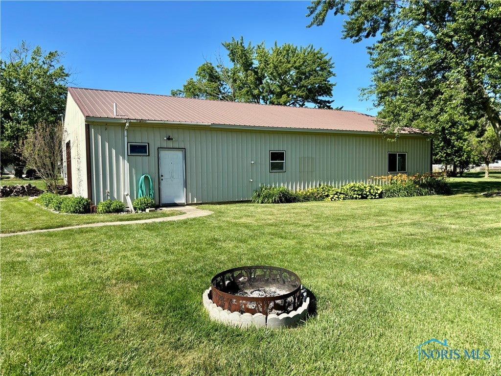 45 South Stadium Road Oregon, OH 43616 - Photo 2 of 50 40x60 pole barn!