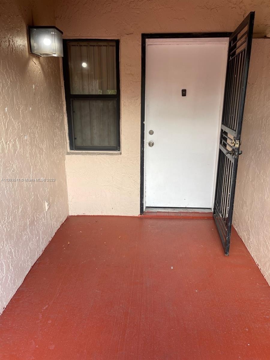 Doral Miami, FL 33172 - Photo 4 of 13 a view of an empty room