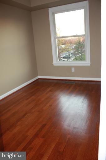 9664 Canterbury Riding, Unit 175 Laurel, MD 20723 - Photo 16 of 23 Bedroom