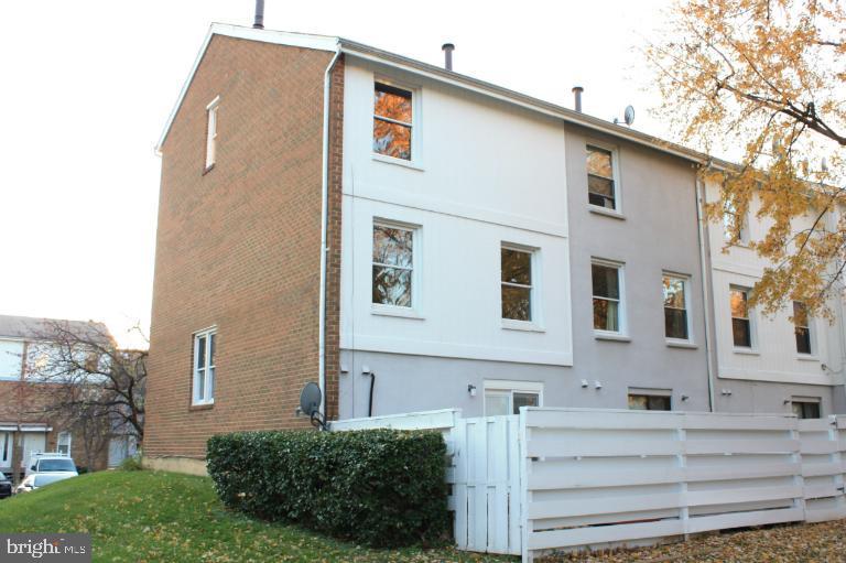 9664 Canterbury Riding, Unit 175 Laurel, MD 20723 - Photo 22 of 23 Exterior (Rear)