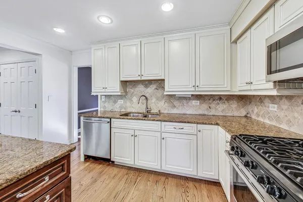 $6,500 | 1040 Forest Hill Road, Lake Forest, IL 60045