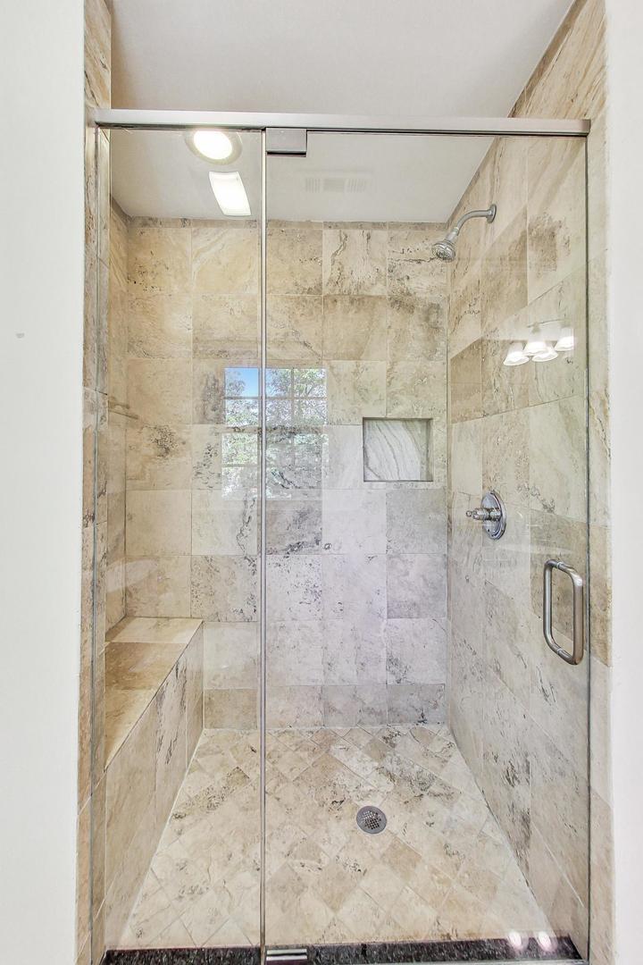 1040 Forest Hill Road Lake Forest, IL 60045 - Photo 20 of 37