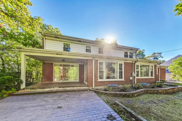 $6,500 | 1040 Forest Hill Road, Lake Forest, IL 60045